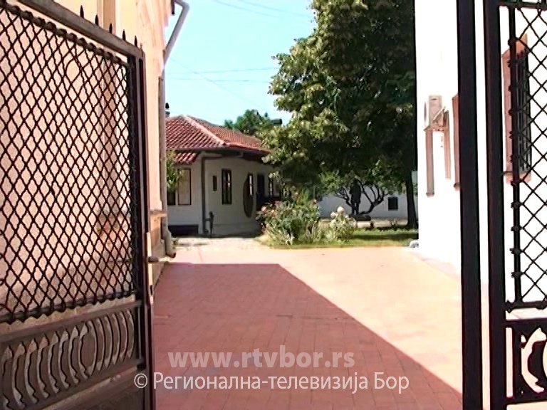 4368af055a663c3d5ebaa2b17340ebbc