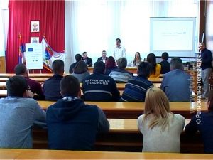 a5b60e856ce634a0ea1895a1c27b7855