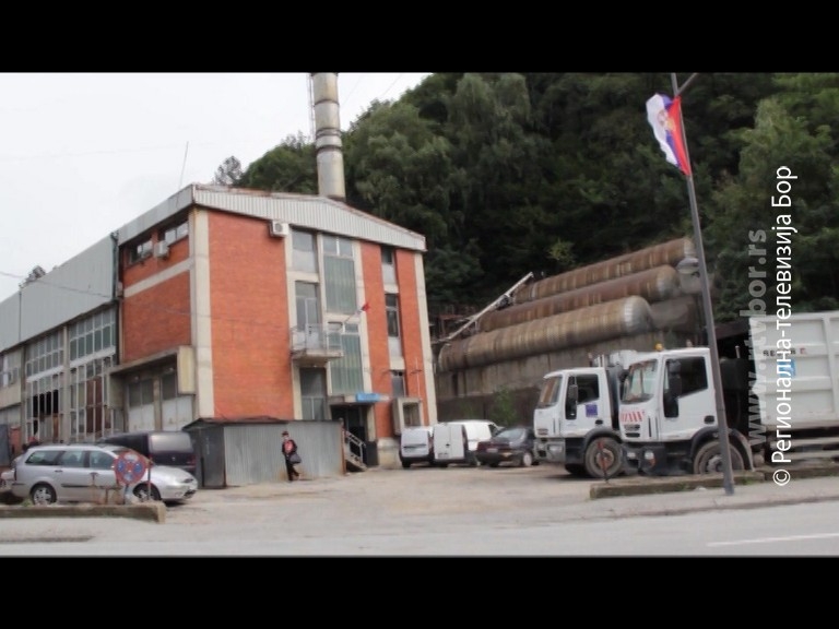 700d56bfe25eb40e267dfac28c6ab742