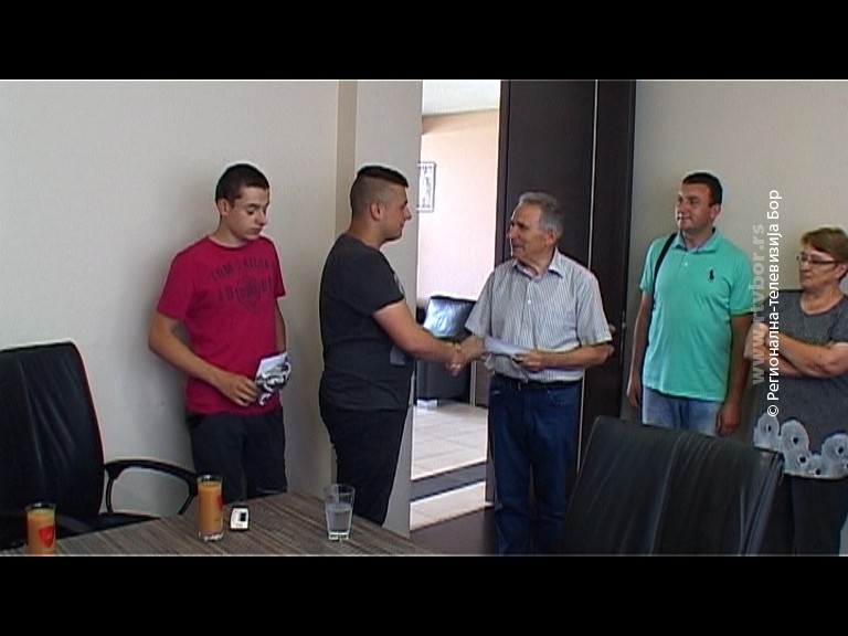 f3cbe2365eab7e9d3cacdebb56b9410d