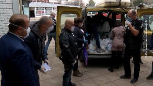 14042020_Bajkeri_raznose_pakete_penzionerima