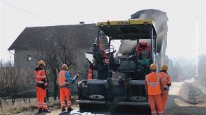 07032021_Asfaltiranje_u_Vrazogrncu_i_Zvezdanu_ZAJECAR_vtr_off_7_3.avi.Still001