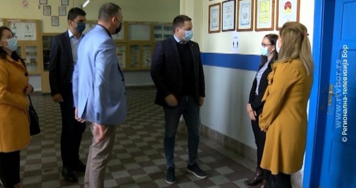 01102021_Ruzic_u_poseti_MES