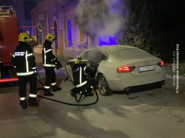 29102021_zapaljenibeliaudi
