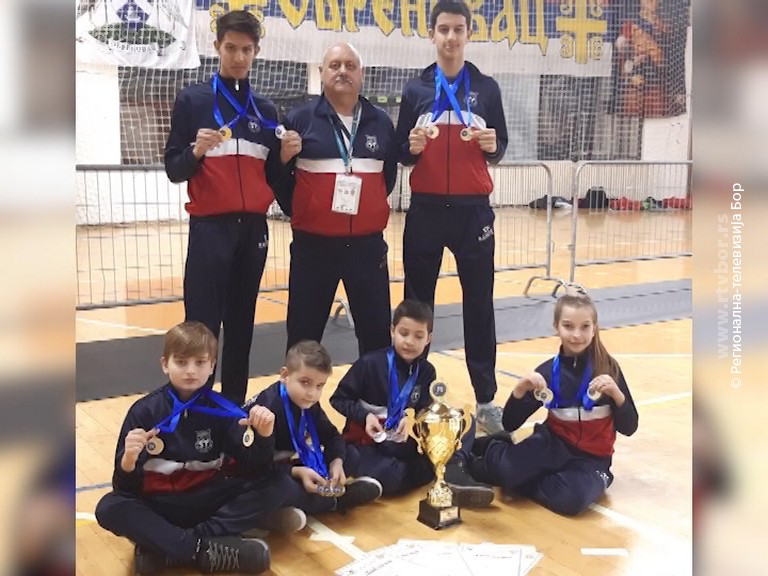 13122021_Trofej Obrenovca karate Obrenko slike vtr off 13 12.avi.Still001