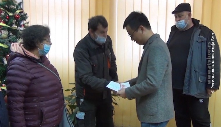 29122021_Pomoc_radnicima_zidjina_Majdanpek