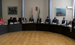 19102022_vece