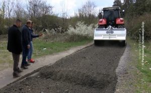 10042023_Masina za_uredjivanje_puteva