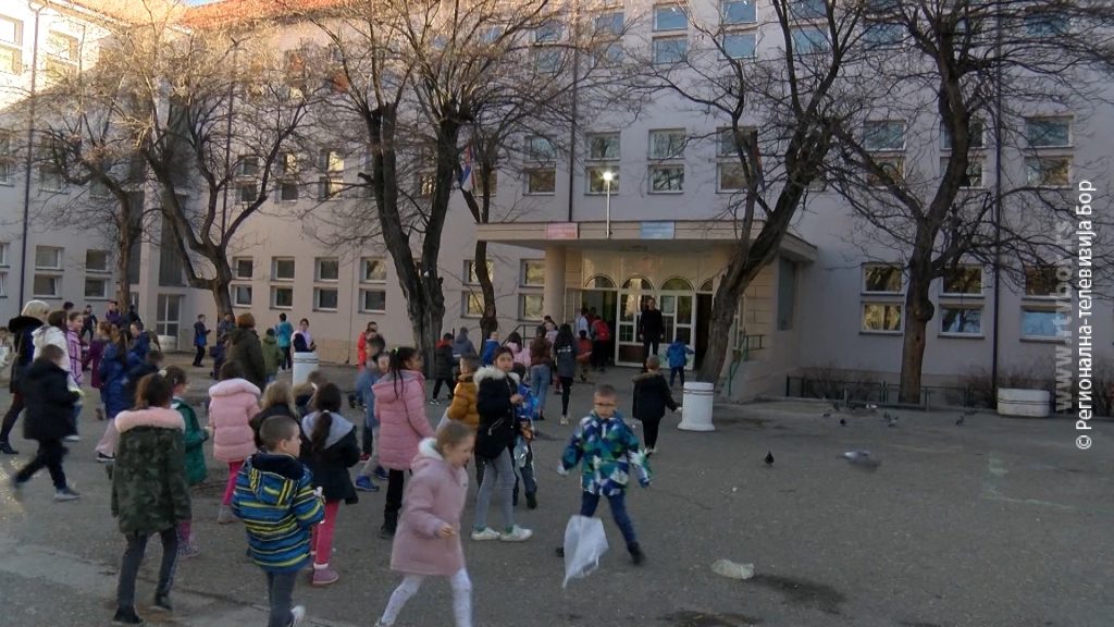 27122023_pocinje_raspust