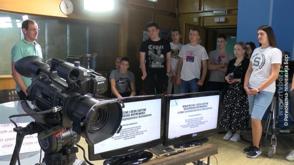 29052024_Poseta_televizije_skolaraca