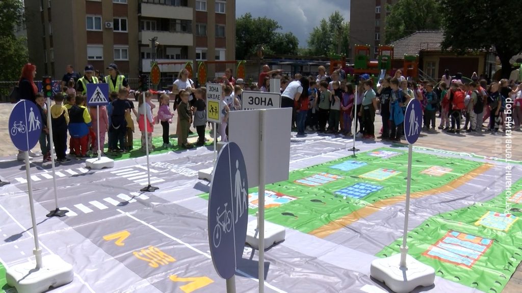 30052024_Otvoren_Karavan_bezbednosti_saobracaja