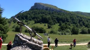 14062025_kosidba_na_stolu