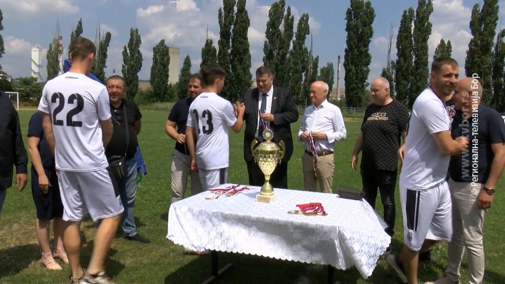 18062025_Fudbal_Bor_dodela_pehara_i_medala